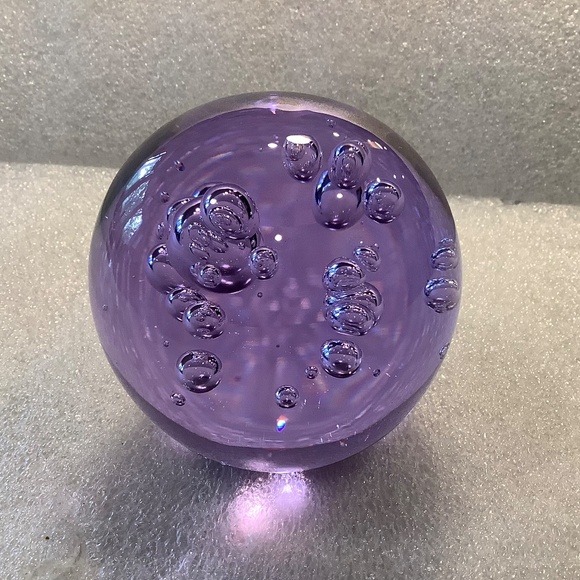 Purple Amethyst Paper Weight Art Glass With Bubbles - Made In Sweden 3 Inch - Picture 7 of 7